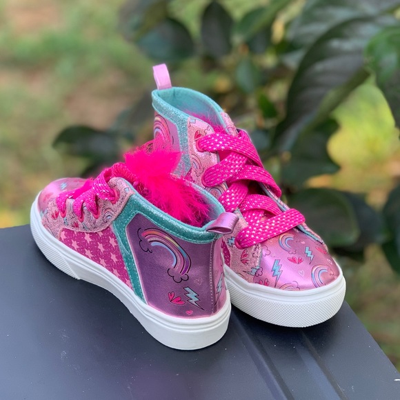 Toddler Girls Trolls Casual Hi Top Shoe New - Picture 3 of 6